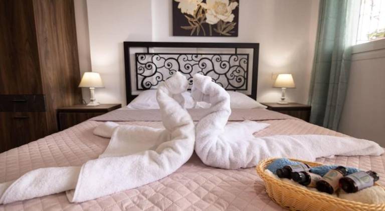 Διαμέρισμα Tris Ekklisies