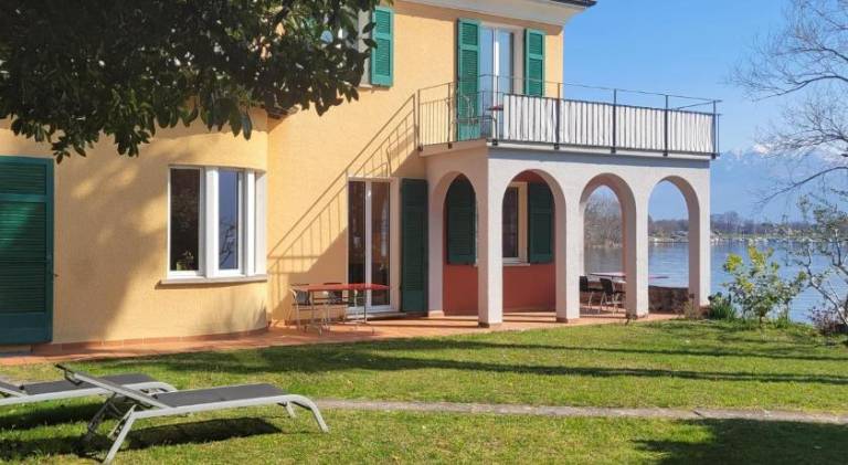 Vacation home with barbecue, terrace & yard | Perfect for remote work in Locarno