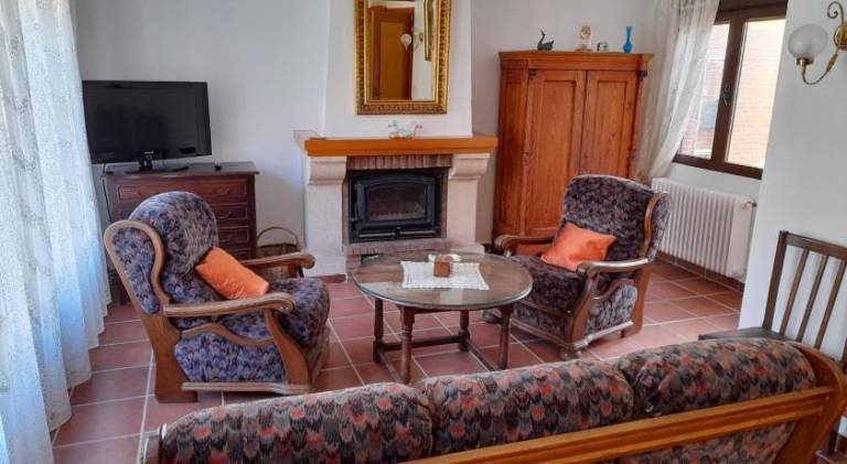 Fully equipped vacation home with terrace | Good for workation | Dogs allowed — photo 2