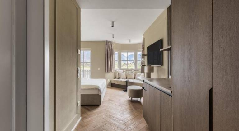 Lingers Suites & Residence — photo 4