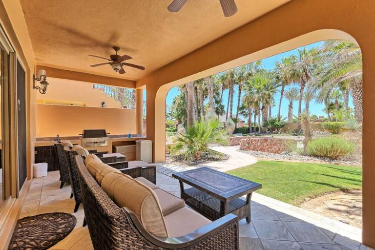 Villa Sandy Beach