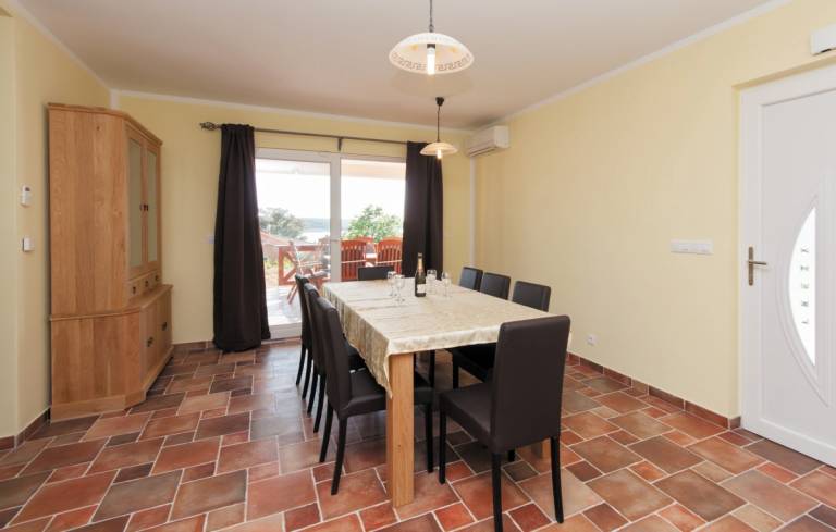 Fully equipped villa with terrace, barbeque & private pool | Sea view | Pets allowed — photo 3