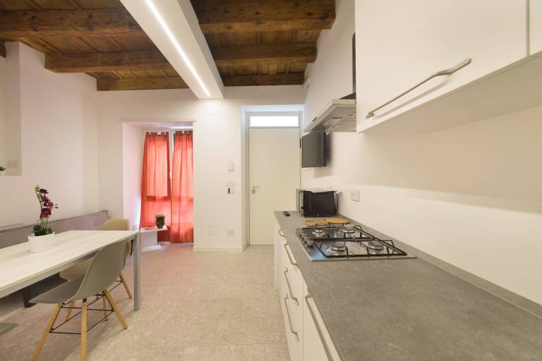 Rental apartment with terrace | Near Juliet — photo 4