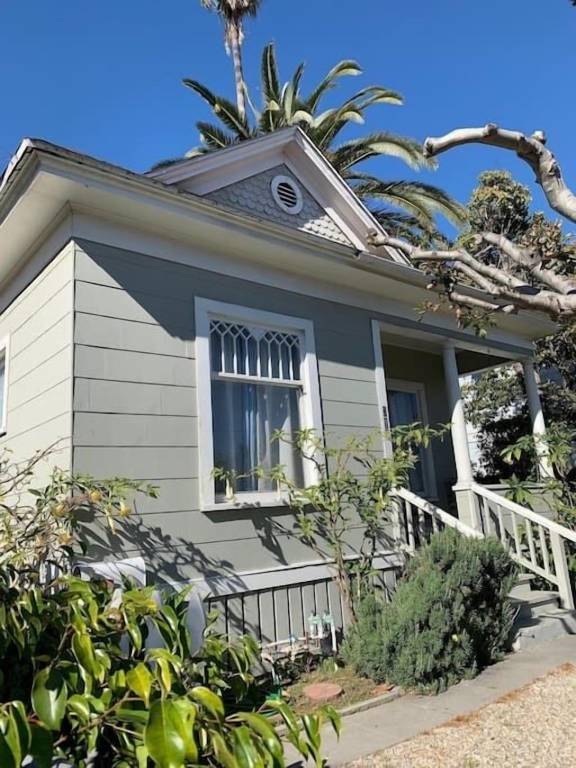 House Santa Barbara