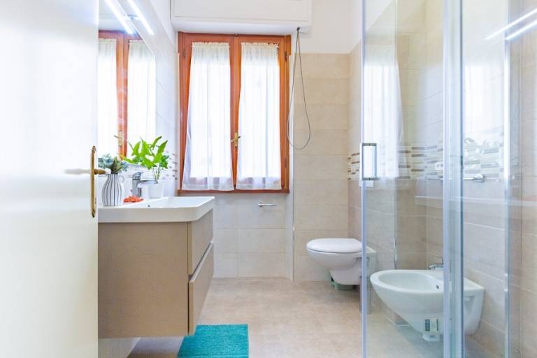 Rental apartment with 2 rooms for 5 persons — photo 4