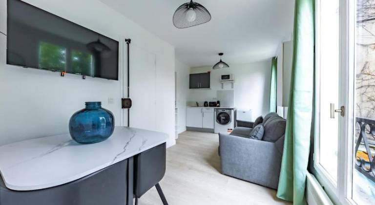 Rental apartment for 4 persons in Creteil
