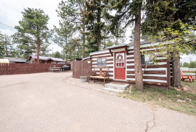 Cabin Woodland Park
