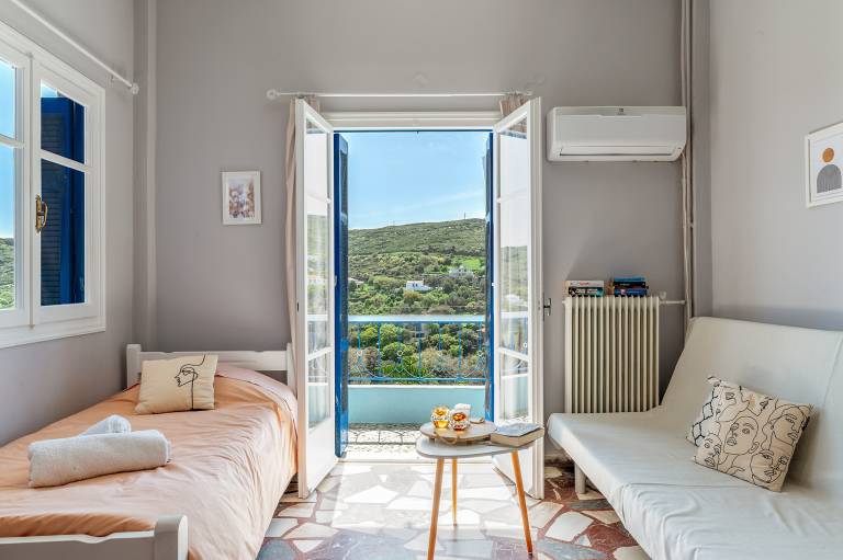 Apartment "Stenies' Nook Family Home" with Sea View, Shared Garden & Wi-Fi — photo 3