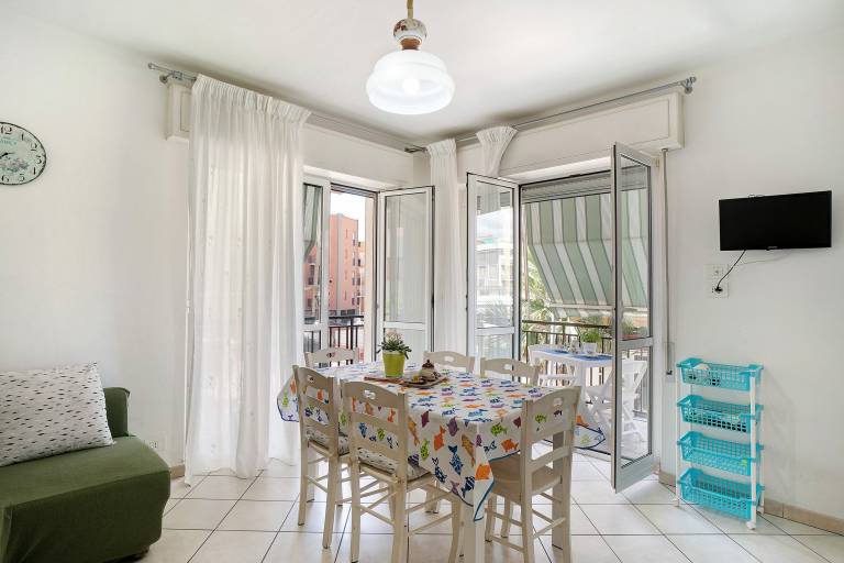 Apartment 'Mari Fior' with Sea View, Balcony and Wi-Fi — photo 2