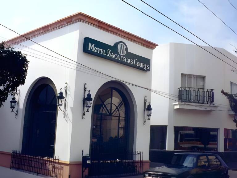 Hotel Zacatecas Courts in Zacatecas