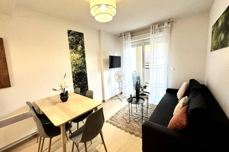 Lovely holiday apartment with pool | Pets allowed — photo 2
