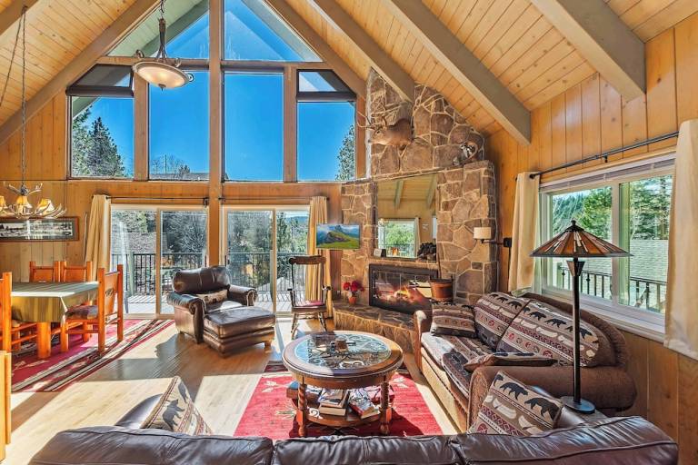 House Lake Arrowhead