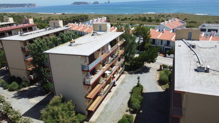 Rental apartment with patio & garden in Begur