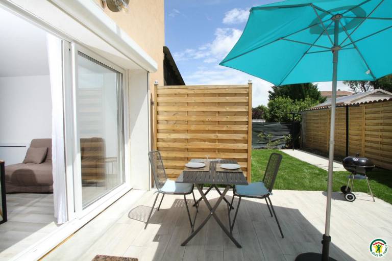Gite with garden, pool & terrace — photo 2