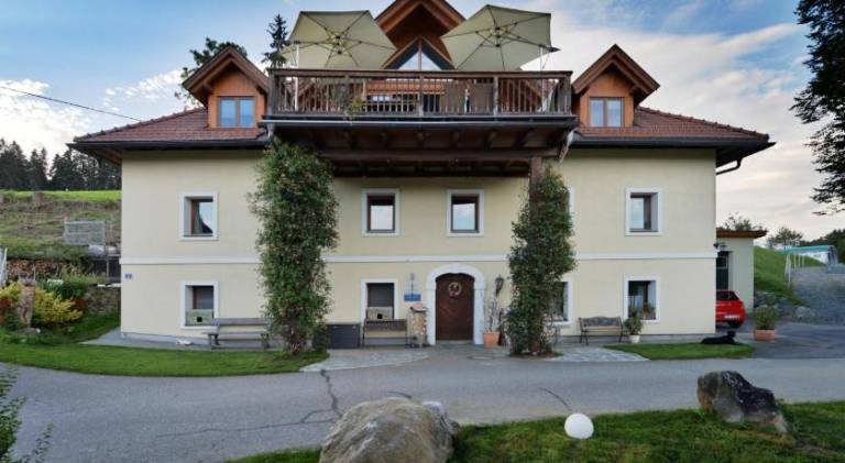 65 m&sup2; Ferienwohnung