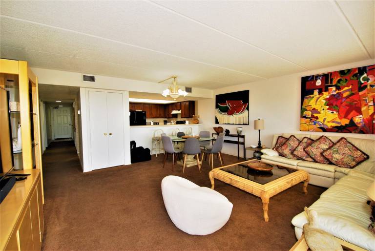 Family-oriented condo with private pool | Next to the beach | Pets allowed — photo 4