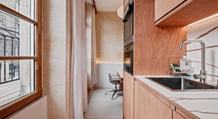 Rental apartment | Close to Bordeaux Cathedral — photo 2