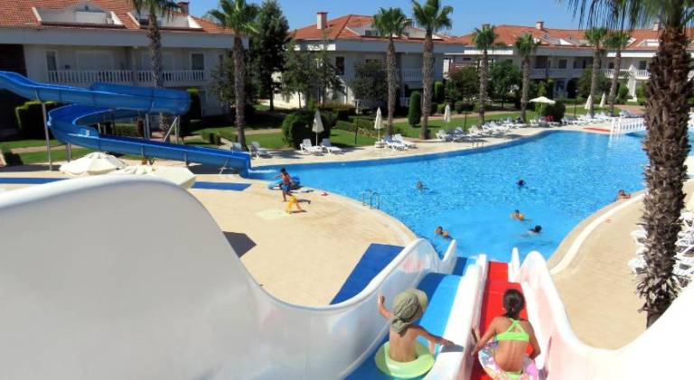 Villa with patio, garden & pool in Antalya