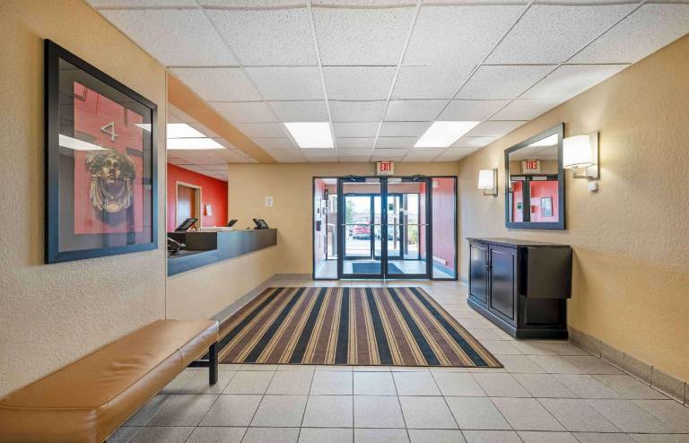 Extended Stay America Suites - Chicago - Itasca — photo 2