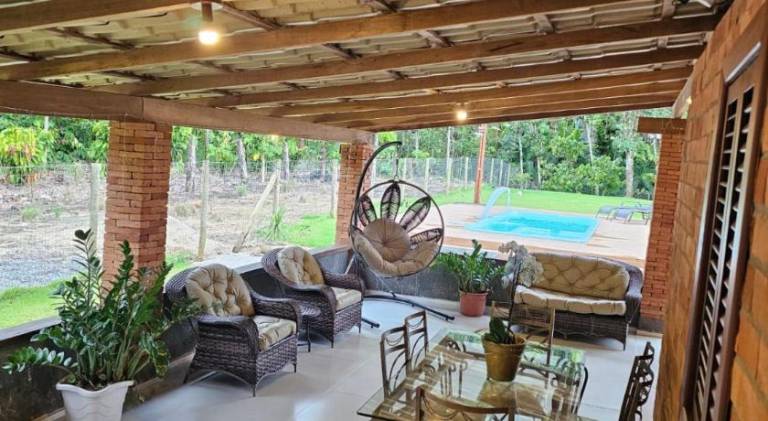 Vacation home with pool — photo 3