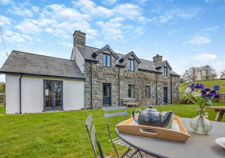 House Dolgellau