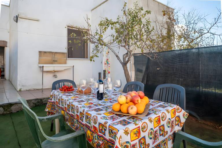 Holiday Home 'Via Abbagnano 5 8P' with Private Garden and Air Conditioning — photo 4