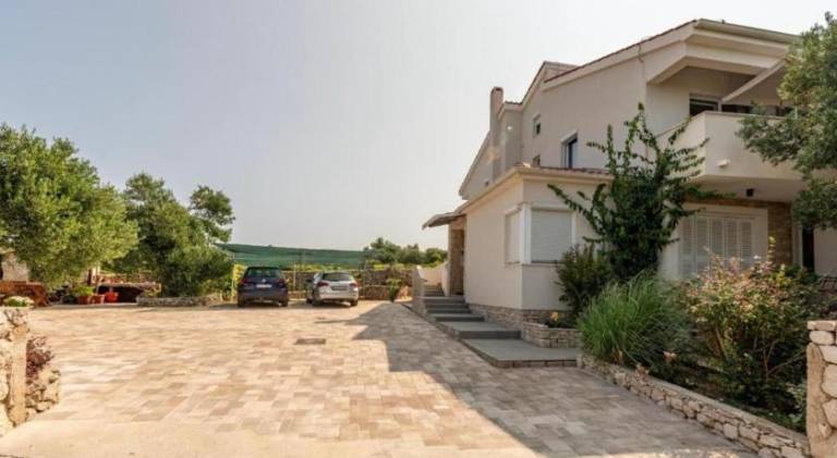 Apartmani Marina in Novalja