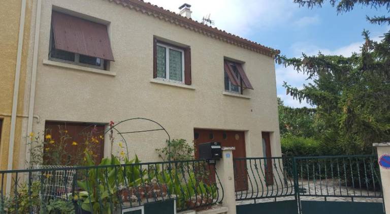 Vacation home with 3 rooms for 5 persons in Agde