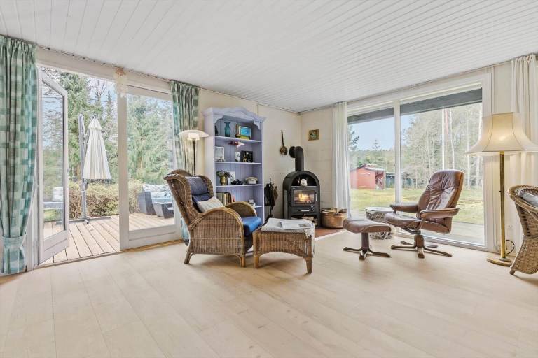 Vacation home with terrace, garden & BBQ — photo 5