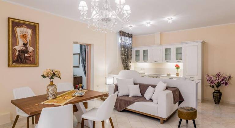 Holiday apartment with pool | Beach nearby | Pet-friendly in Samos
