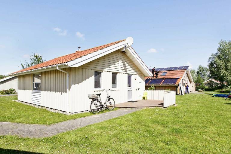 House with sauna & patio — photo 5