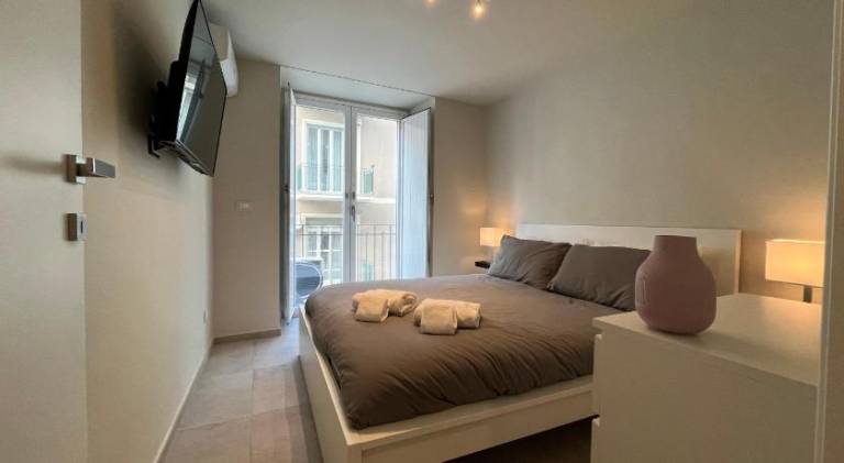 Wonderful vacation home | Close to Catania Cathedral | Suitable for remote work | Pets are welcome in Catania