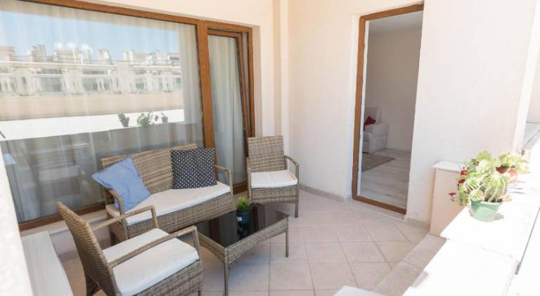 Holiday apartment with pool — photo 5