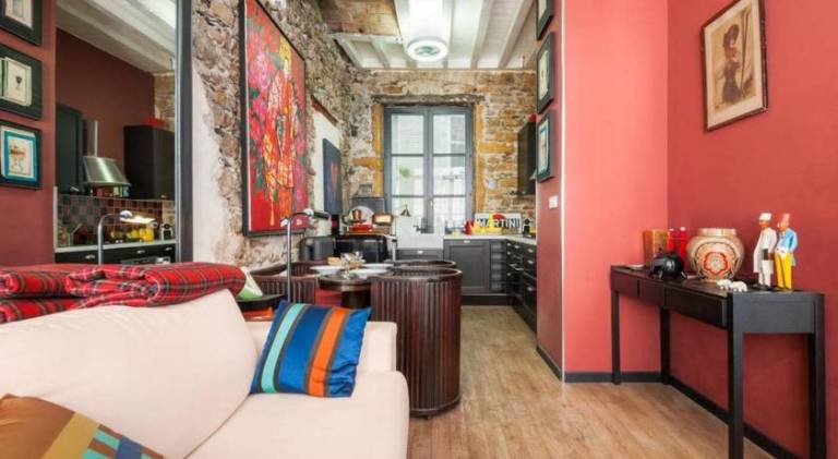 Fully equipped charming apartment with terrace | Near Place Bellecour | Suitable for remote work | Pet-friendly in Lyon