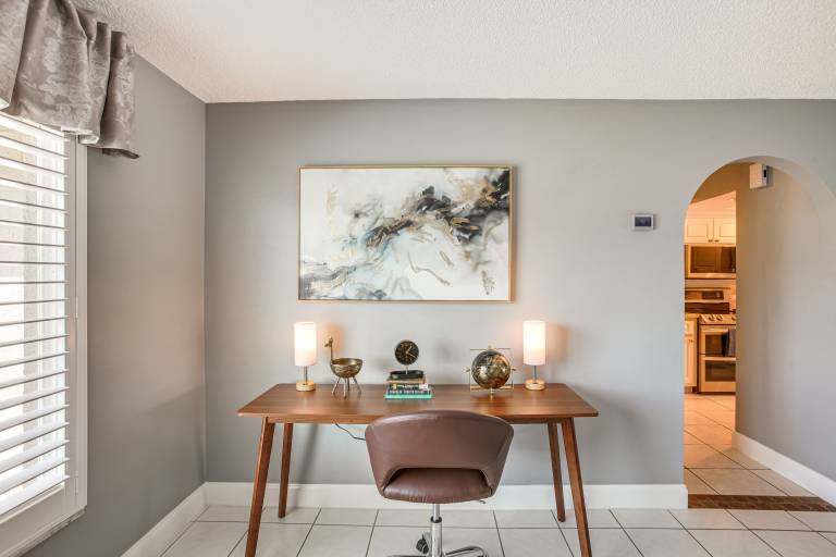 Heated Pool + Dolphin Viewing! Cape Coral Getaway — photo 4