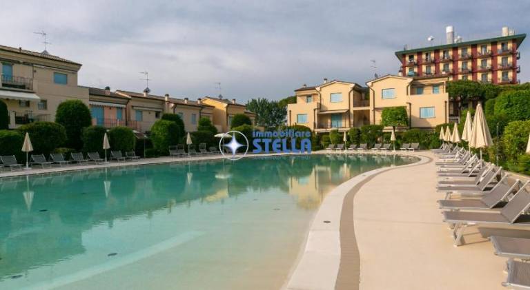 Apartment with pool in Jesolo