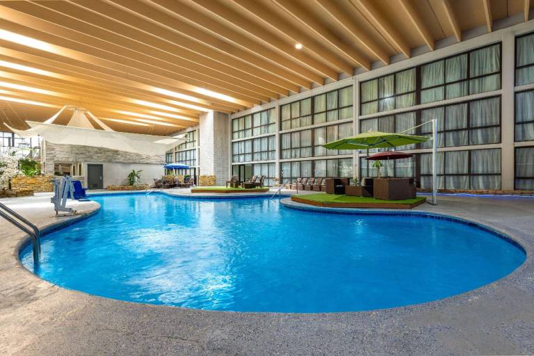 Wingate by Wyndham Kansas City — photo 2