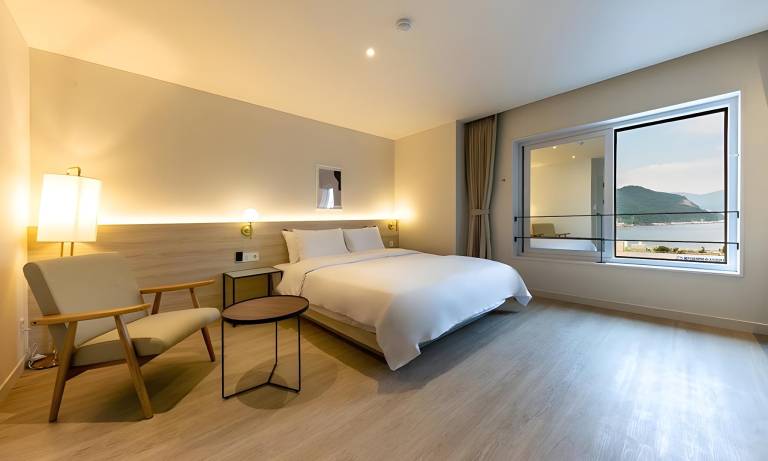 Hotel Yaja Masan Odong Branch