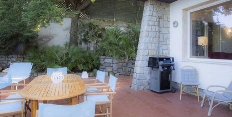 Family-oriented house with patio & yard | Next to the beach | Pet-friendly — photo 3