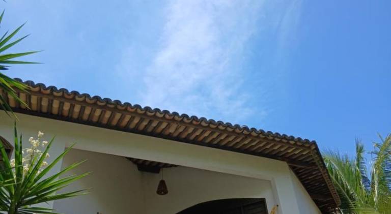 Lodge with terrace & yard in Tibau do Sul