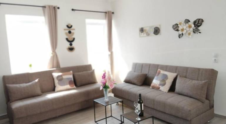 Vacation home with 1 room for 4 persons in Samos