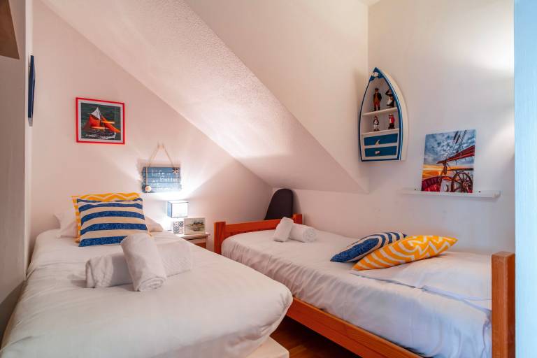 Children-friendly lovely holiday apartment with terrace & garden | Sea view | Next to the beach | Pet-friendly — photo 5