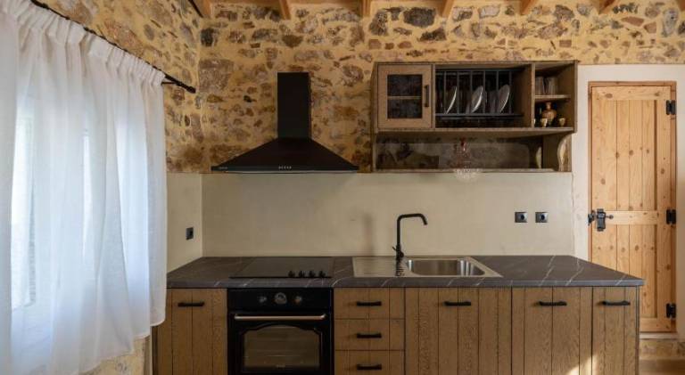 House with BBQ & yard in Kefalonia