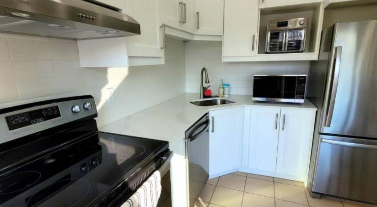 Deluxe Queen Rooms Downtown