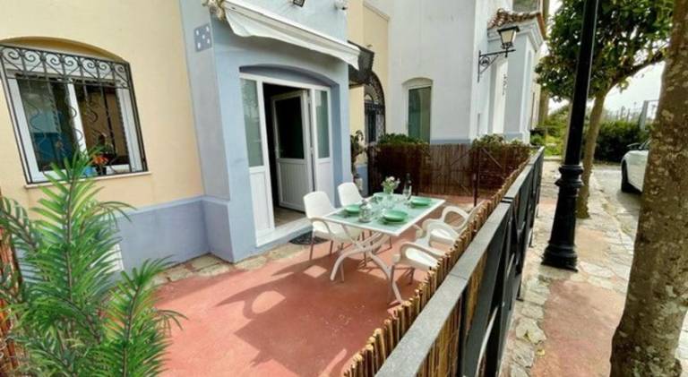 Holiday apartment with terrace — photo 4