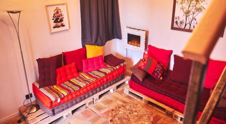 Wonderful farm with jacuzzi, garden & terrace | Pets allowed — photo 2