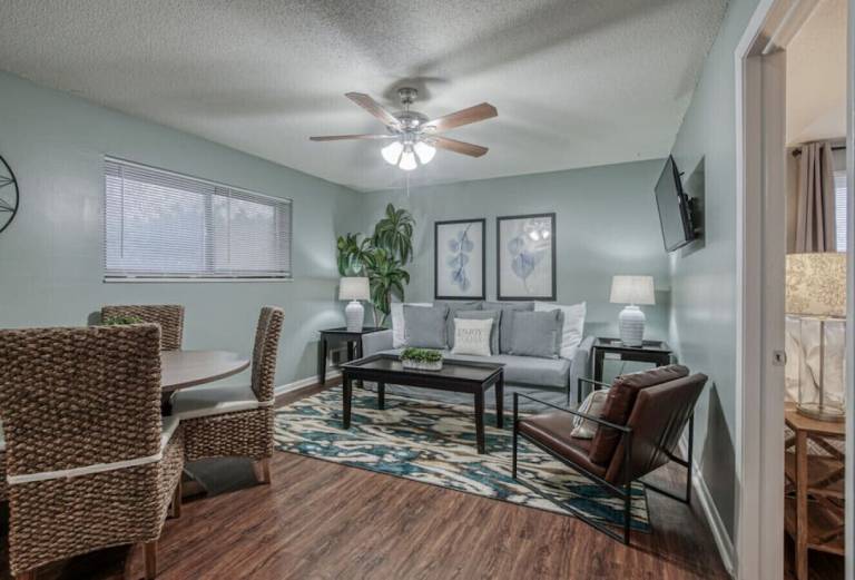 Apartment Indian Gardens