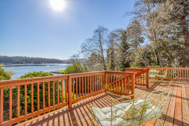 Regatta Park Lake House — photo 3