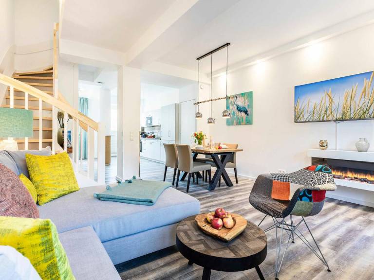 FeWo Unsere Perle: Großzügige 110m² Maisonette mit Sauna, Kamin & Meerblick in Binz