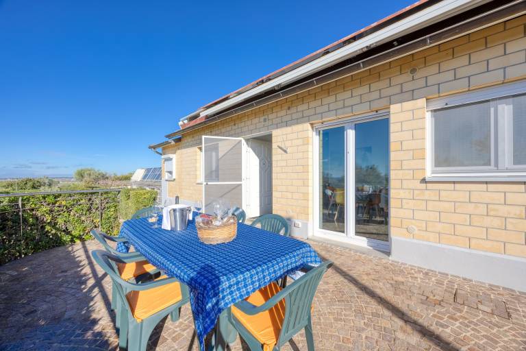 Apartment 'Residence Margherita - Lavanda' with Sea View, Wi-Fi and Air Conditioning — photo 2